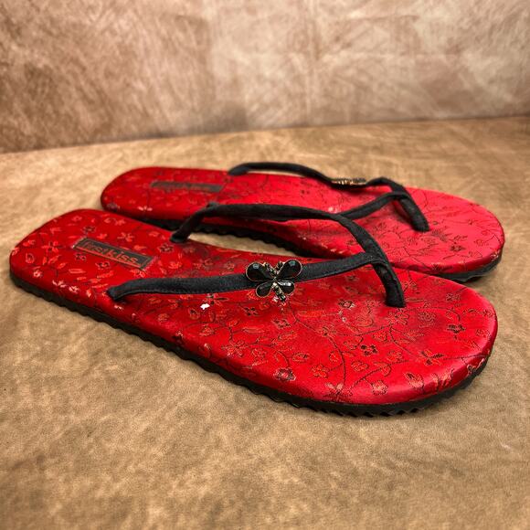 Vintage Y2K First Kiss Floral Butterfly Charm Flip Flop Sandals Red Rhinestone - Picture 1 of 8